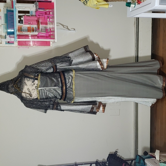 Halloween Lady of the Lake Costume - Picture 7 of 13